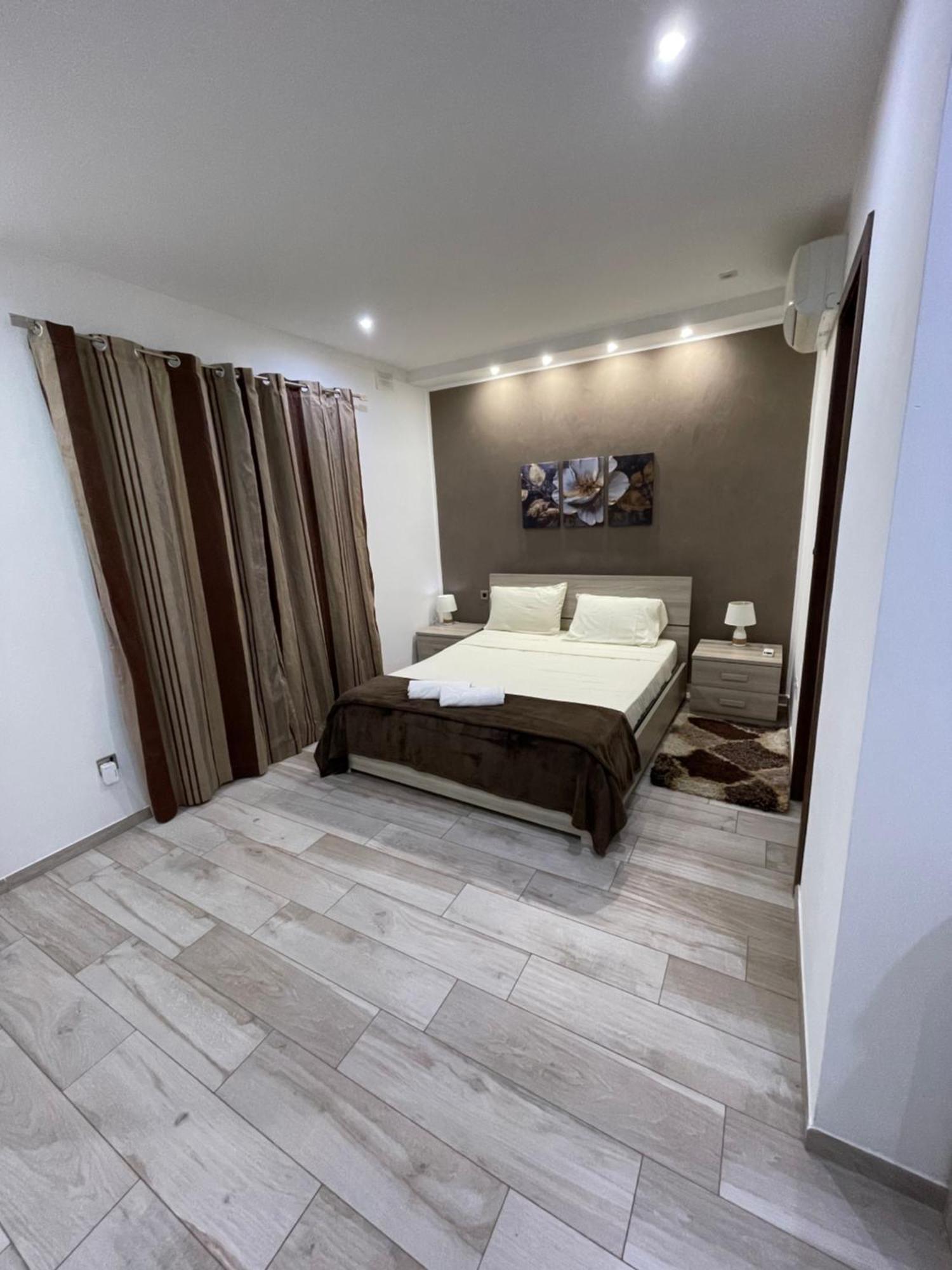 The Ivies Apartamento Mosta Exterior foto