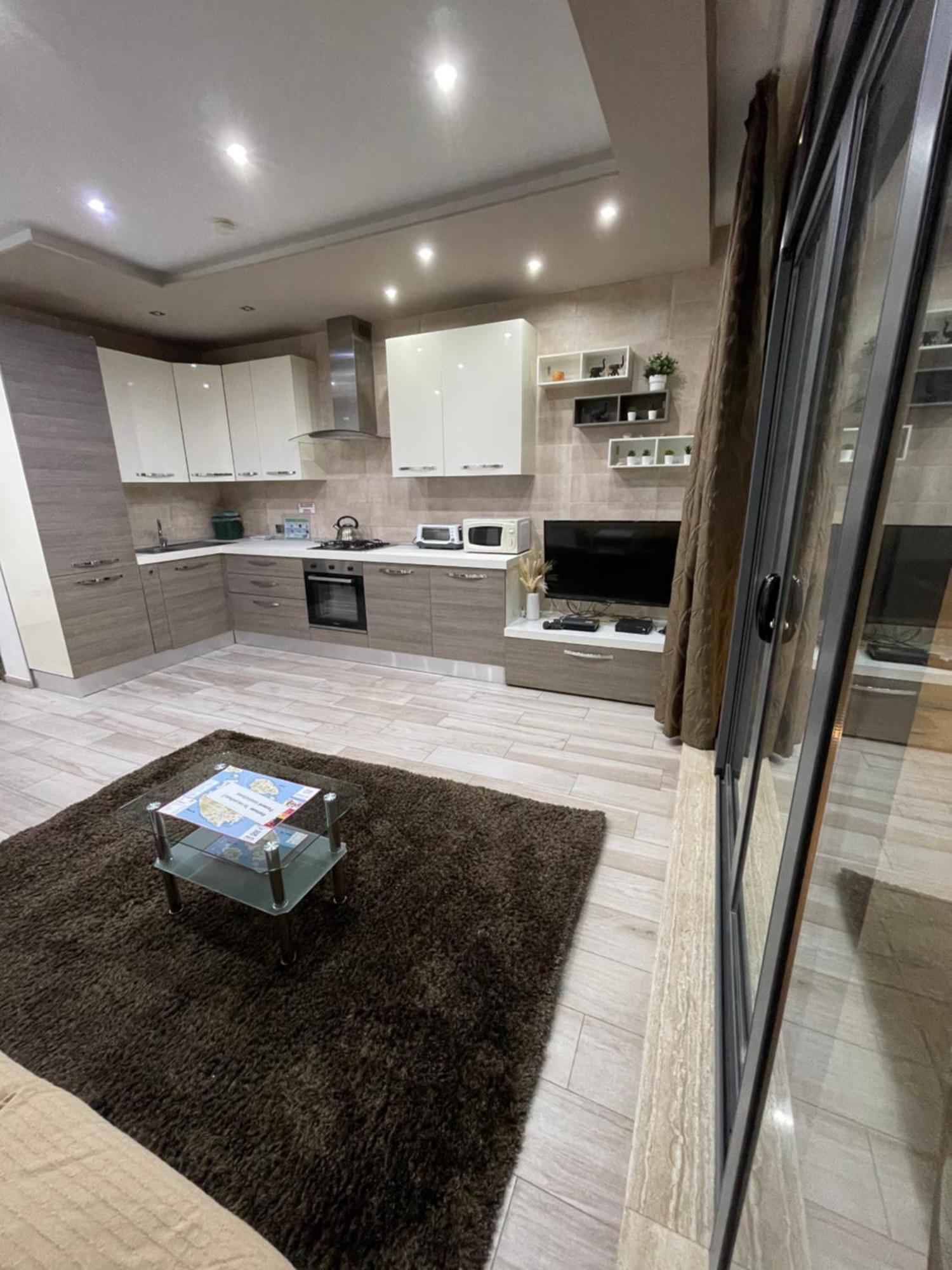The Ivies Apartamento Mosta Exterior foto